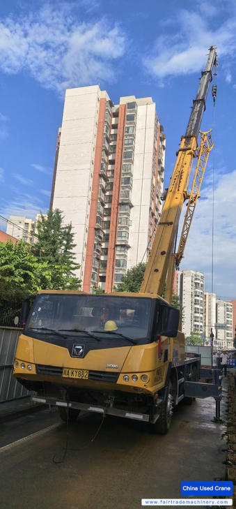 Buy XCMG 20K5C Used Crane / 1